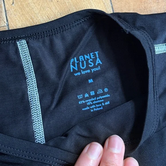 Planet Nusa Long Sleeve - Black - Picture 3 of 4